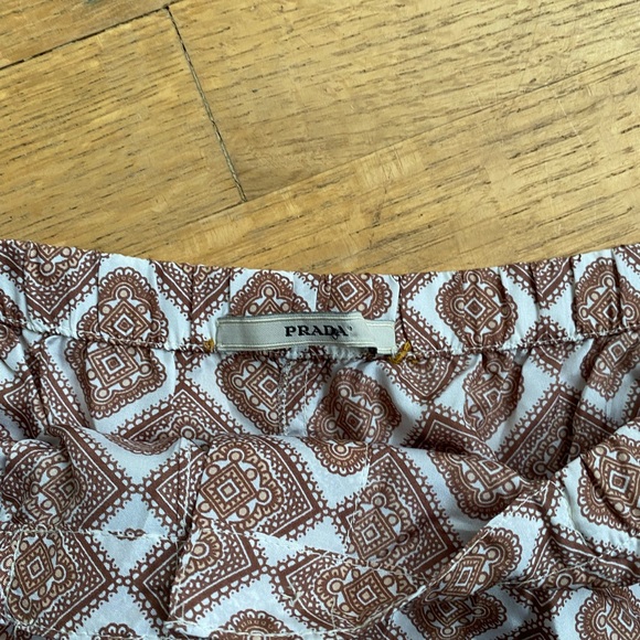 Prada silk “pajama” style short. Size xs/38. - Picture 3 of 4